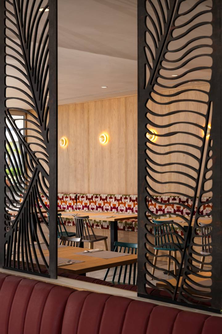 PRL Main Restaurant 2