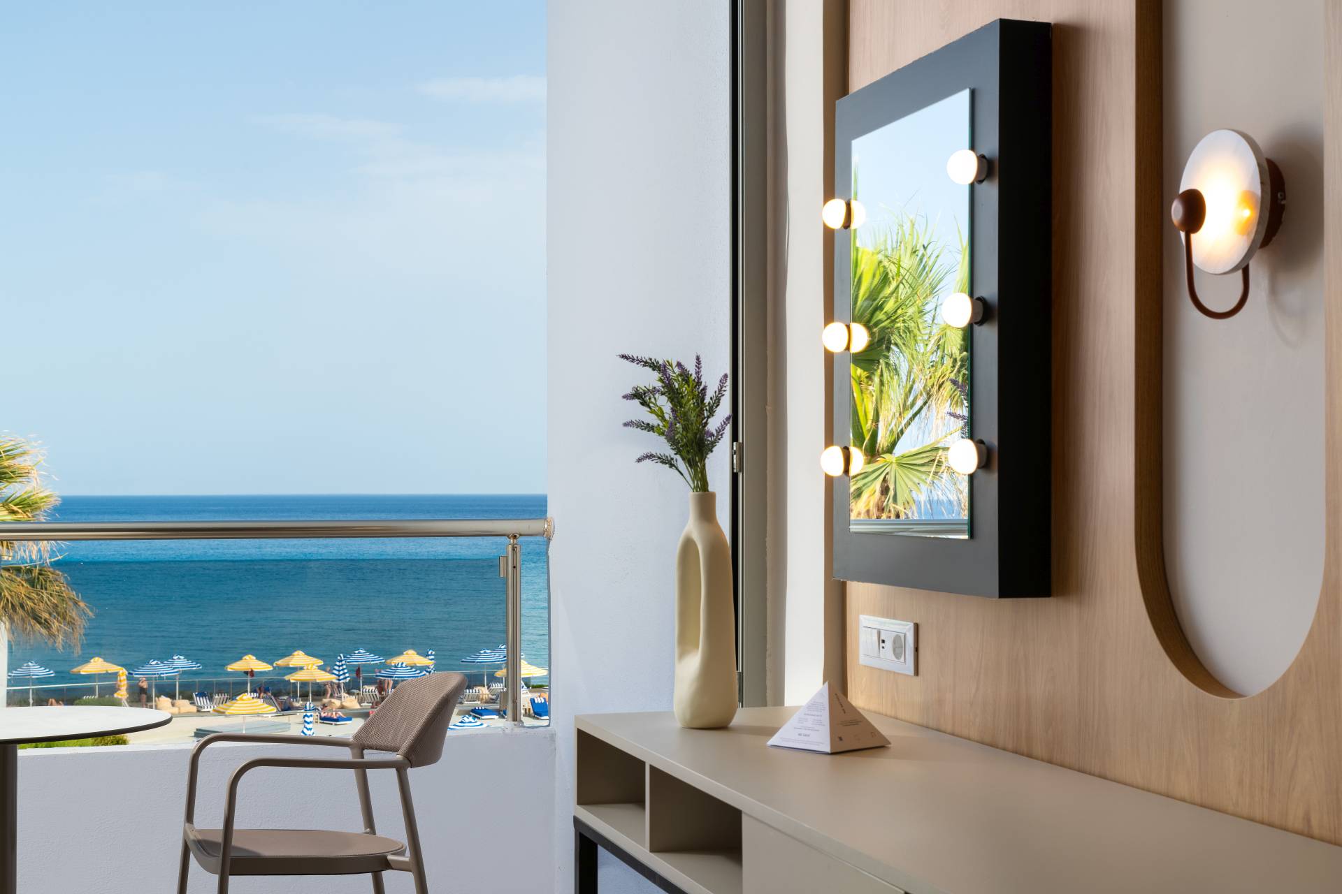 PRL Premium Deluxe Sea View 2