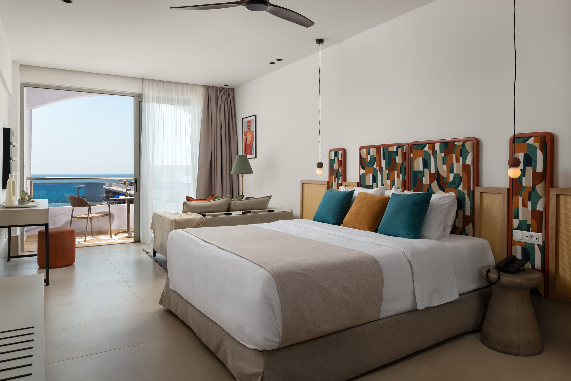 PRL Lifestyle Junior Suite Sea View 1 (1)